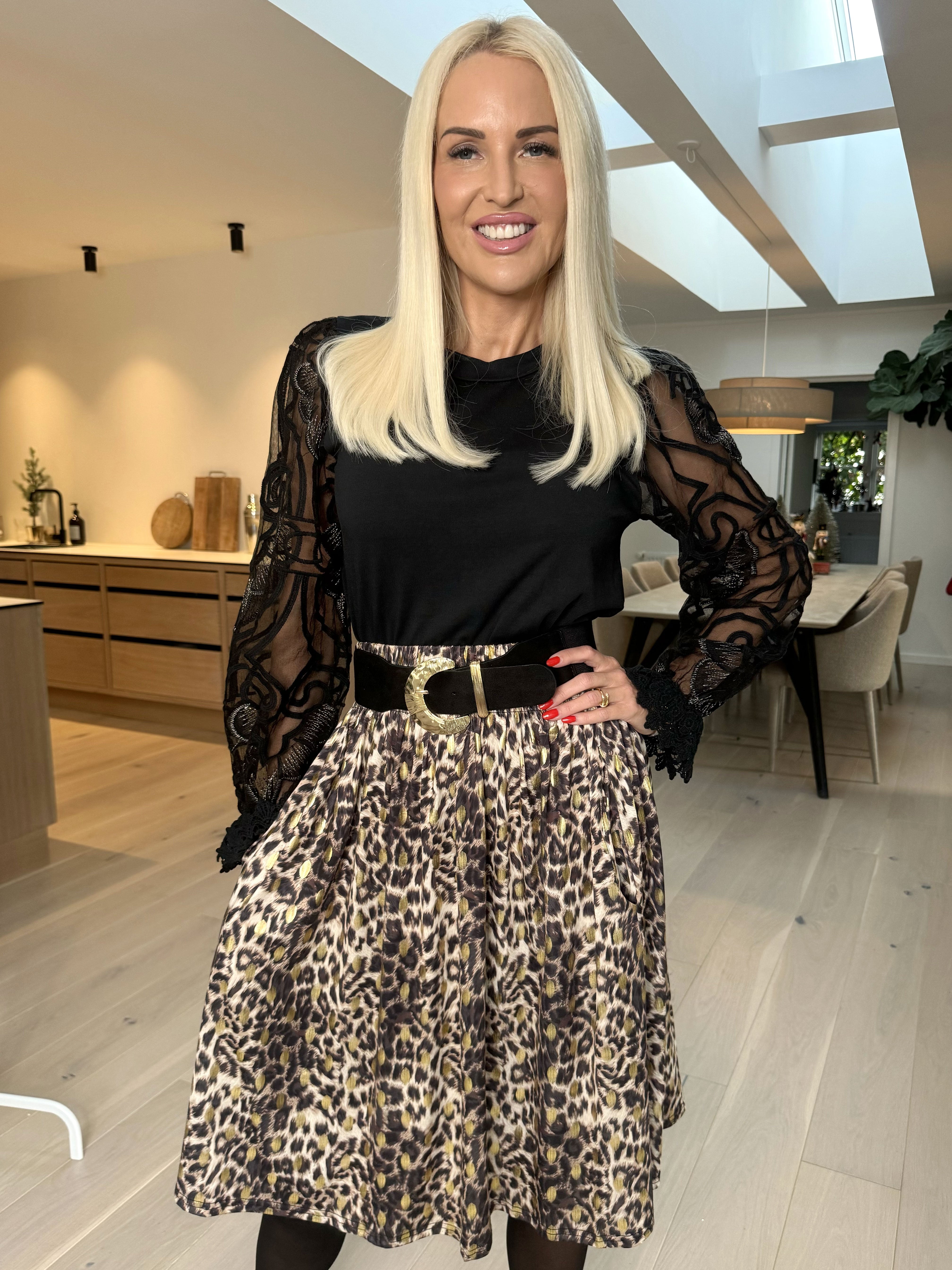 Pams Leo Skirt - Nederdel i elastisk stof med leopardprint